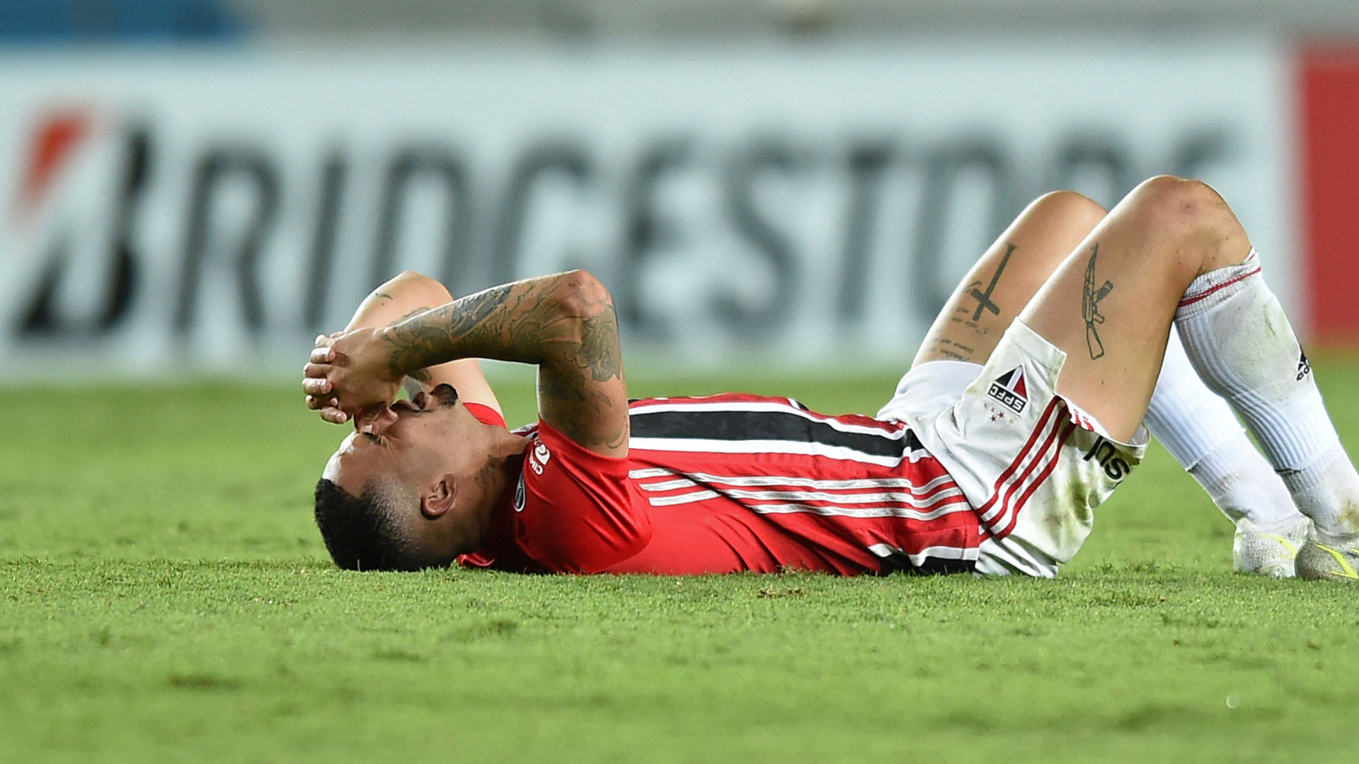 Às Vésperas Da Fase Final Do Paulistão Sicredi São Paulo Perde Daniel Alves Luciano E Eder 1609